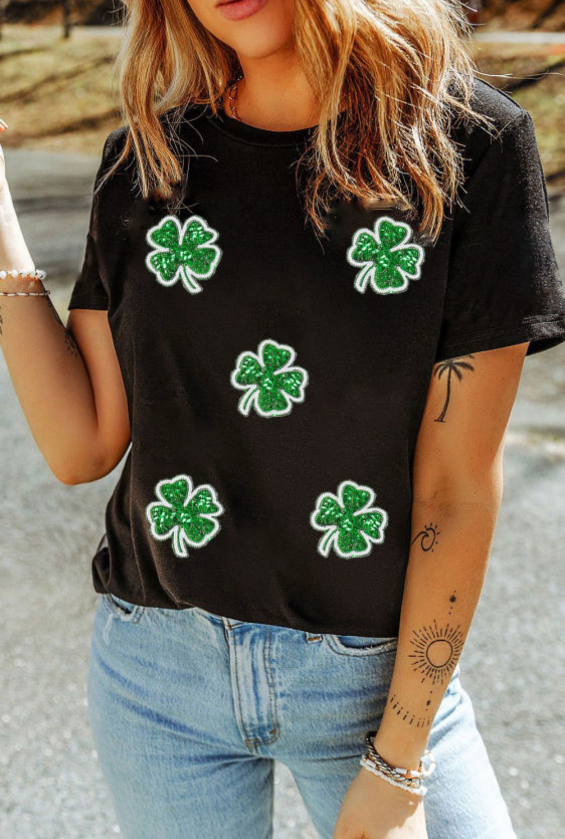 Green sequin four leaf clover St.Patricks tee