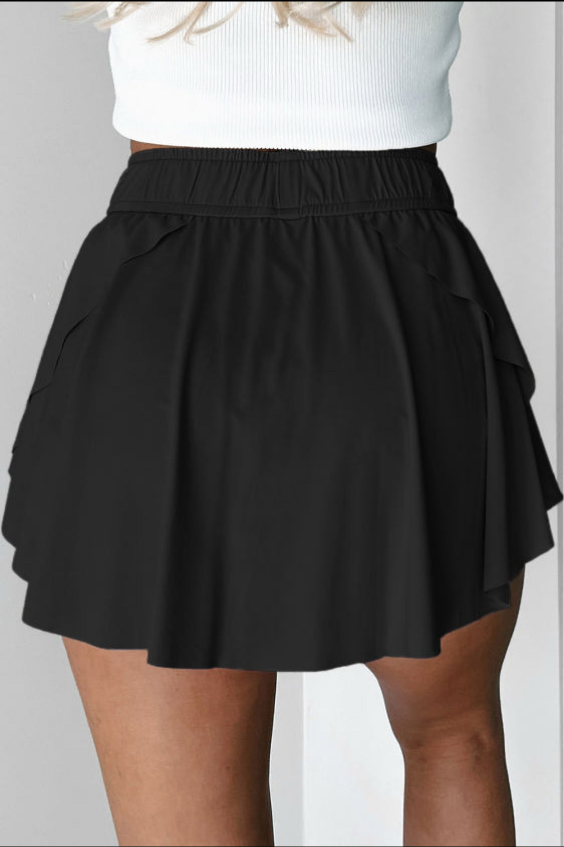 Black skort