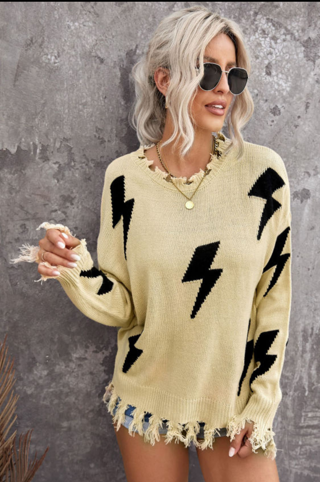 Bolt sweater