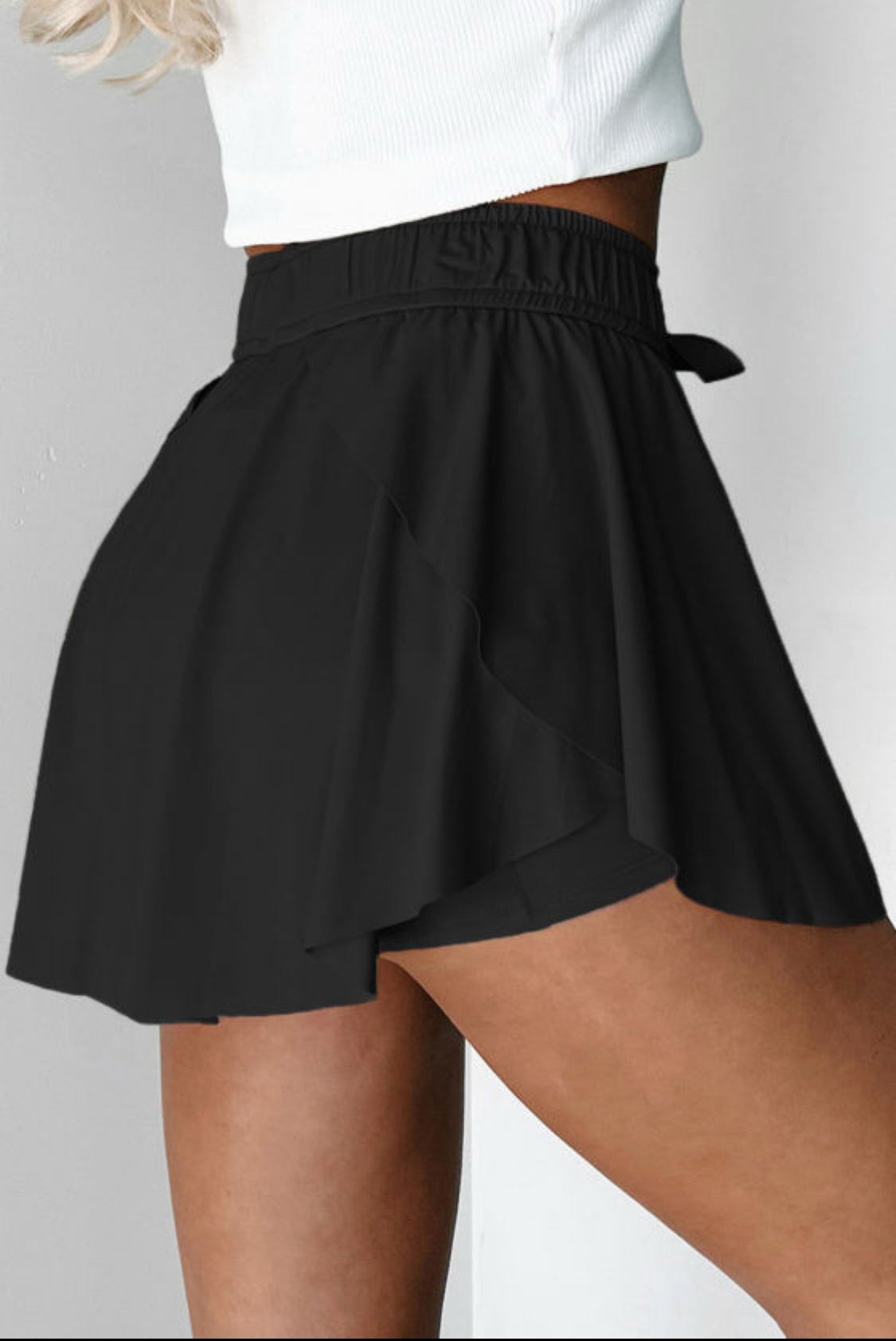 Black skort