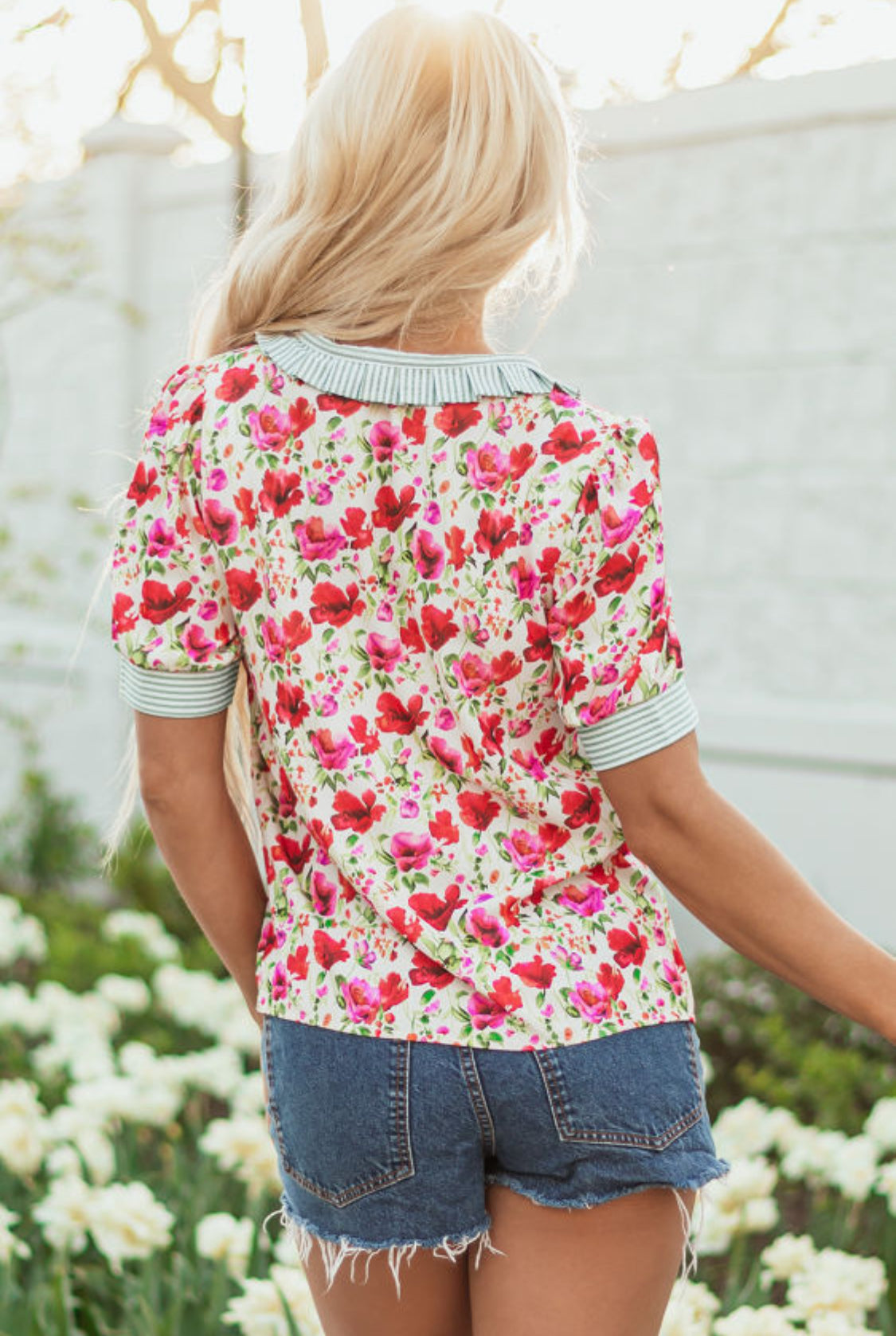 Pink/red floral top