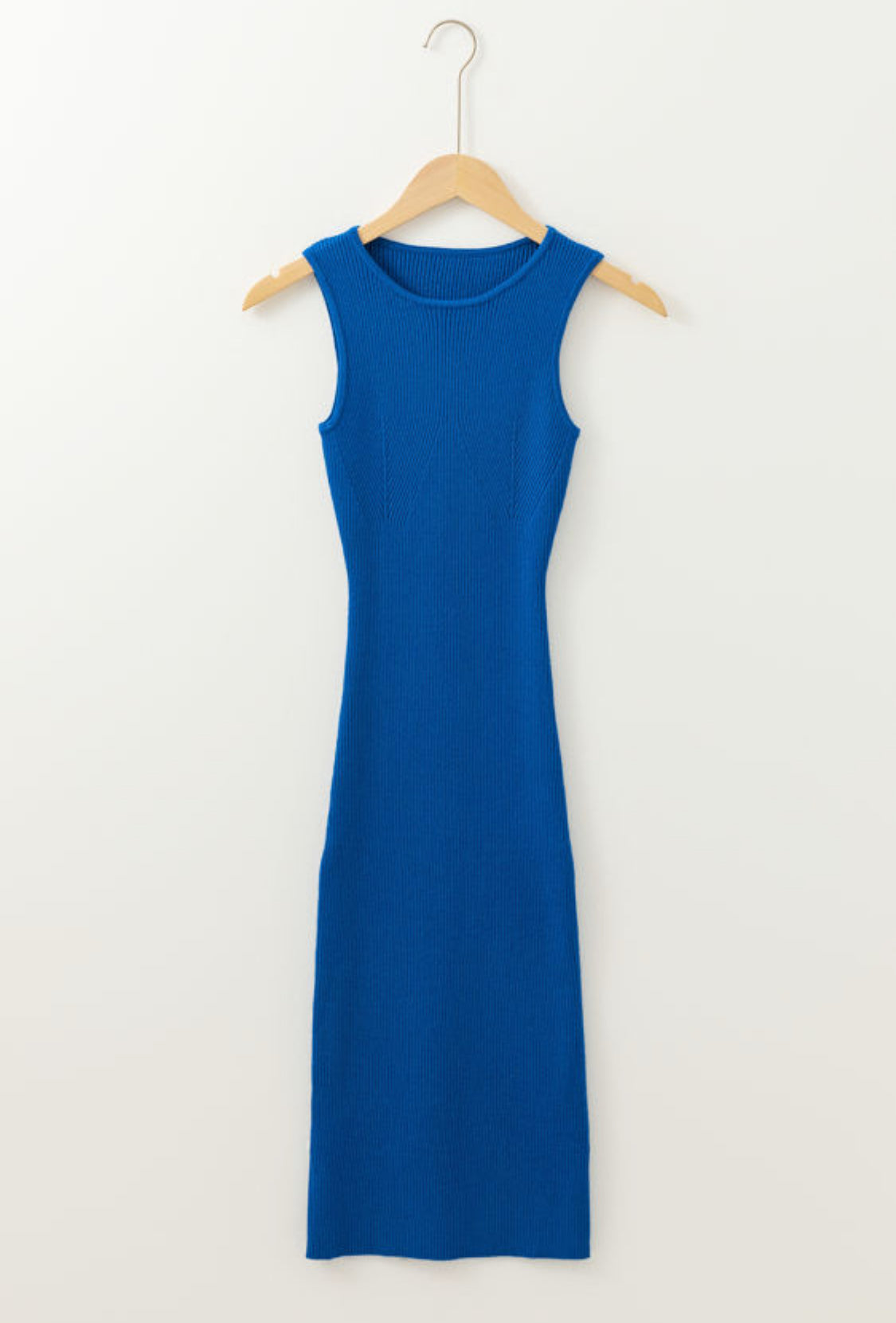 Blue sleepless midi sweater dress