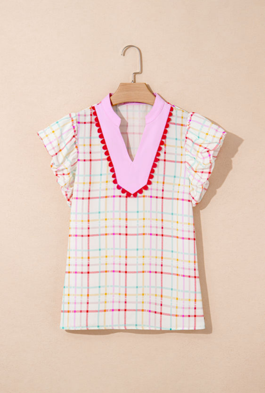 Color lock ric rac V neck top