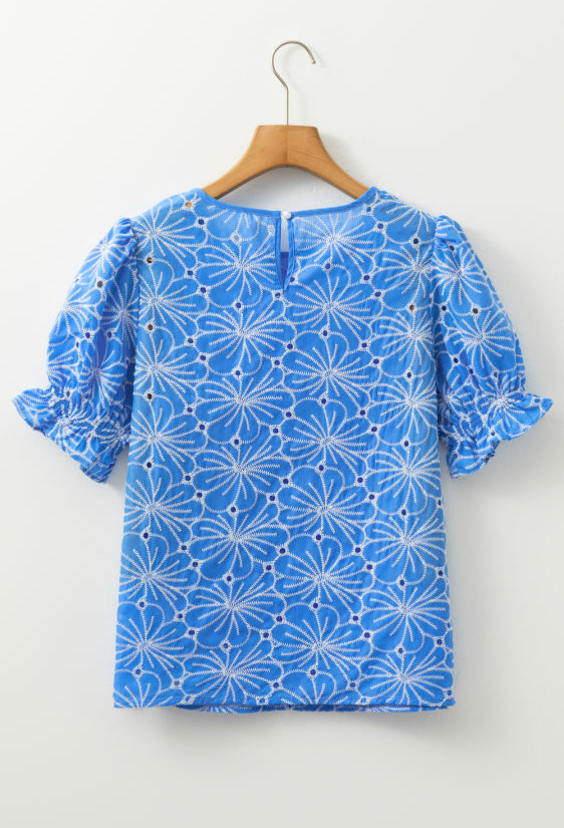 Blue flower embroidery top