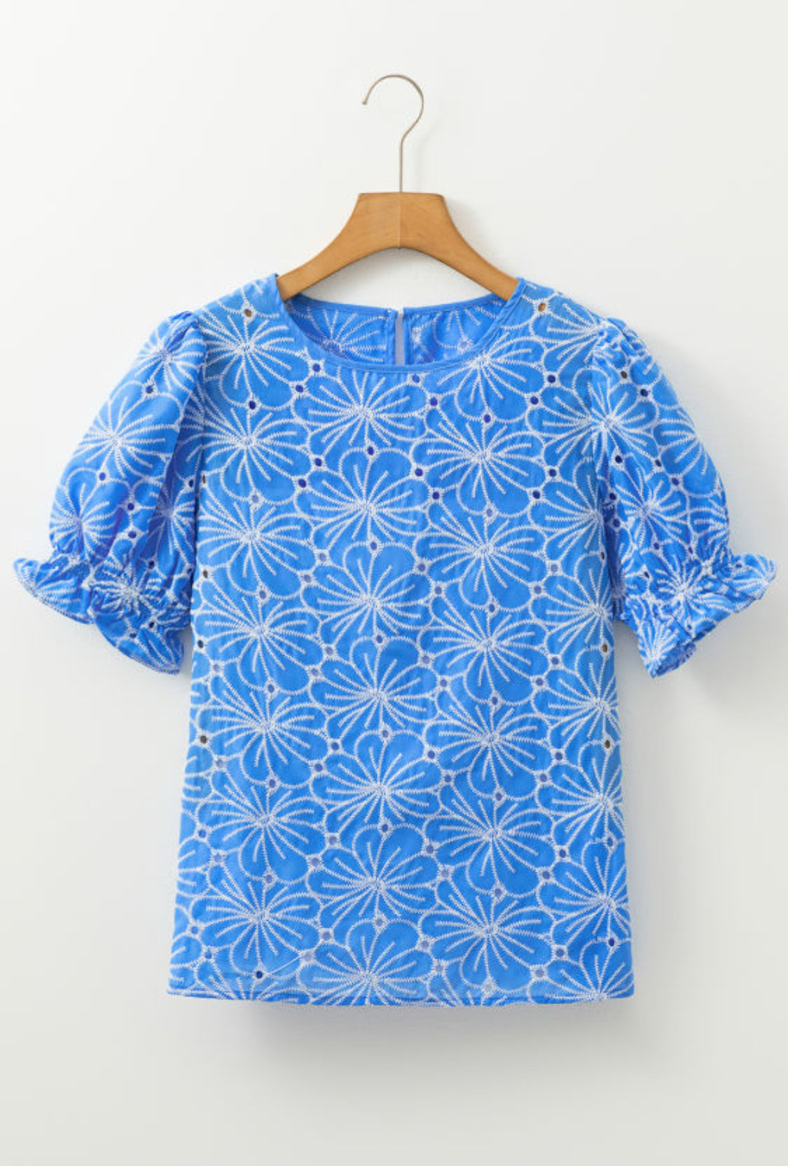 Blue flower embroidery top