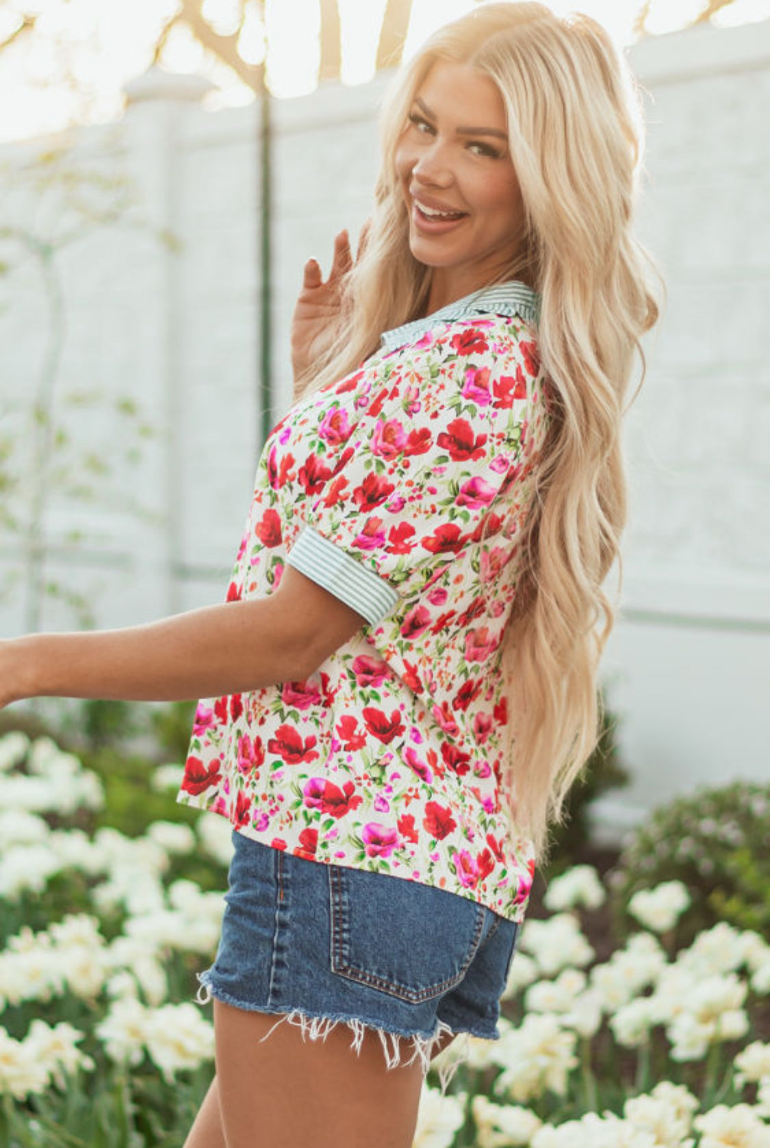 Pink/red floral top