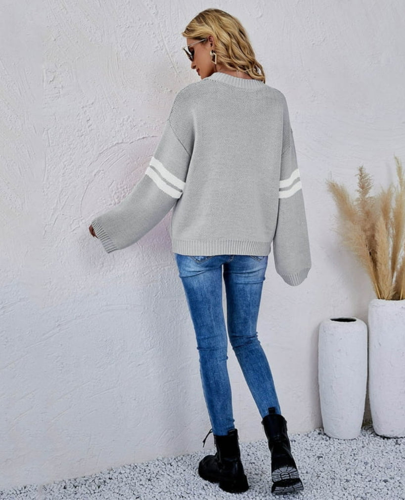 White heart grey sweater