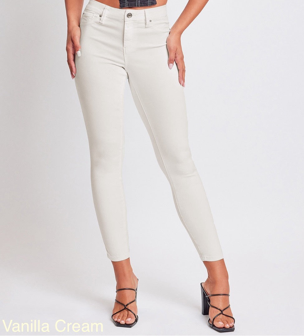 Hyperstretch mid-rise skinny jeans