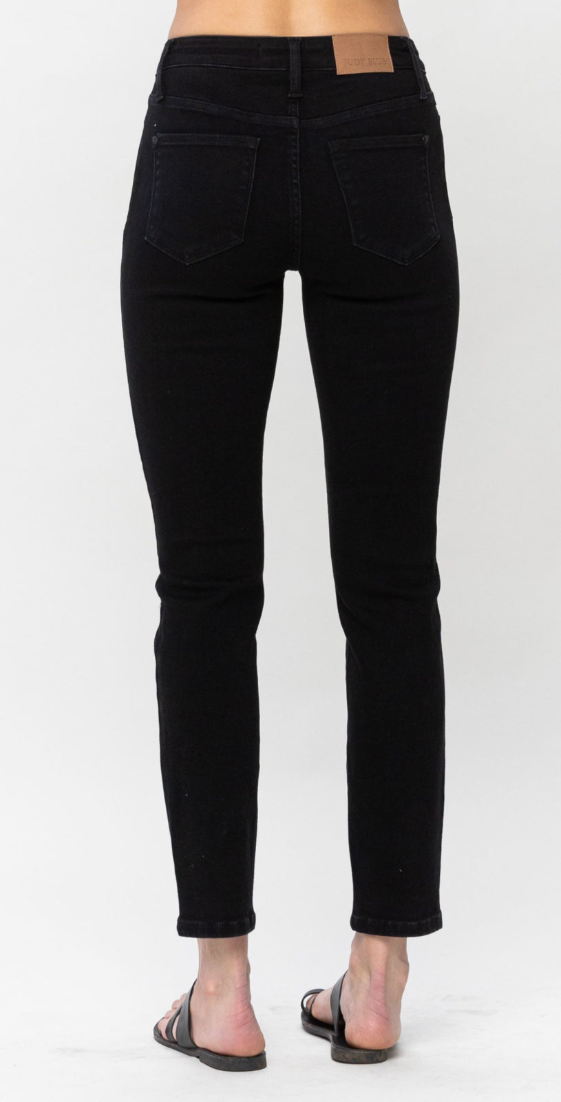 Judy Blue Mid-rise black slim fit jeans