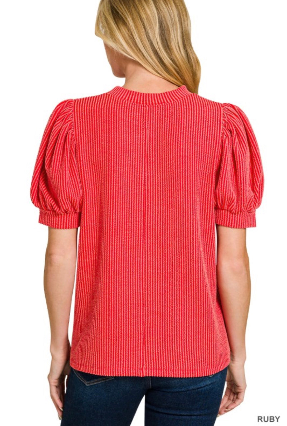Raised rib puff sleeve top (ruby)