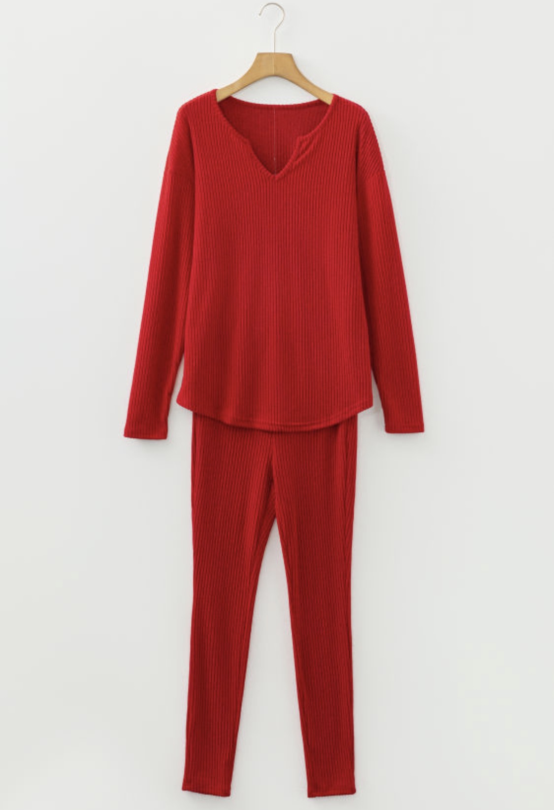 Red ribbed set