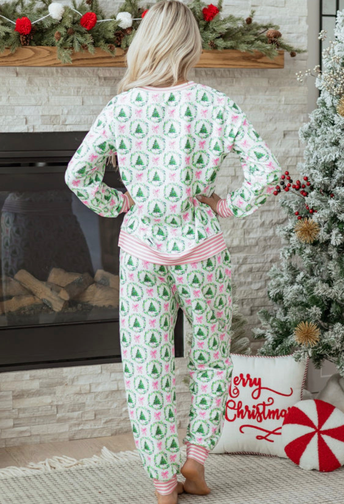 Green Christmas tree lounge set