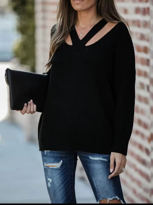 Black oversized sweater