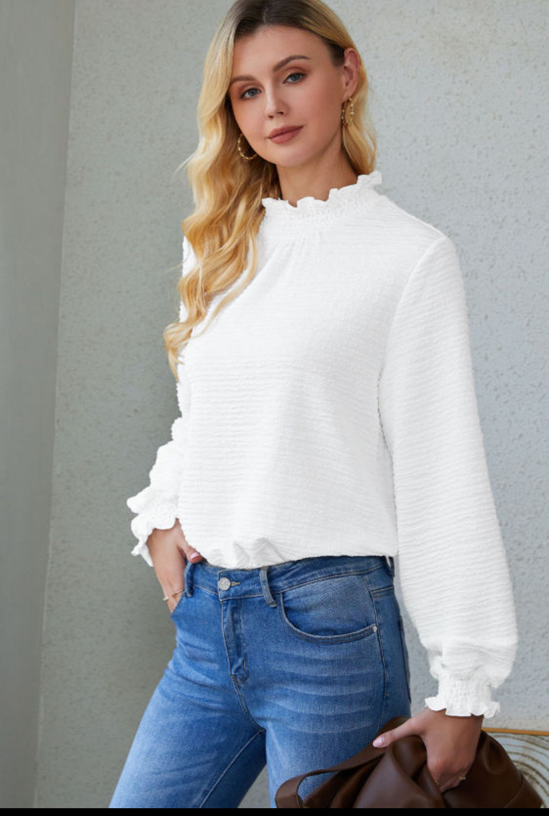 Black/white textured sleeve blouse