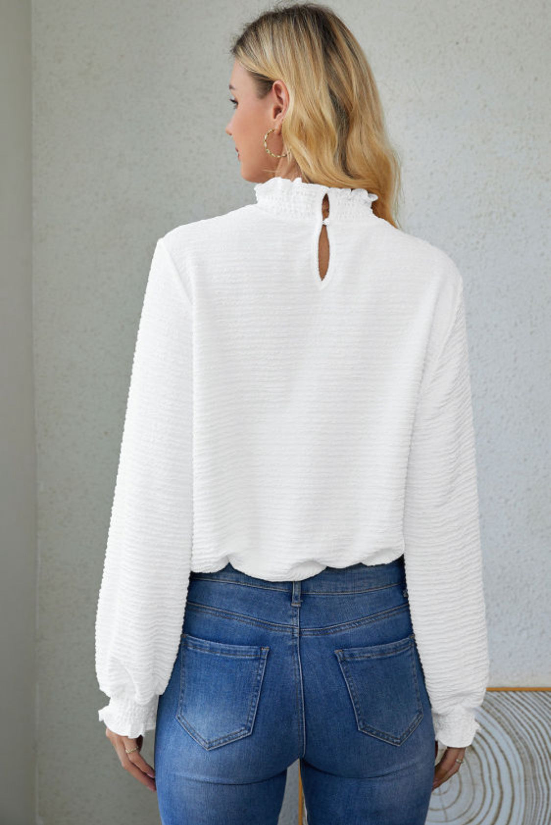 Black/white textured sleeve blouse