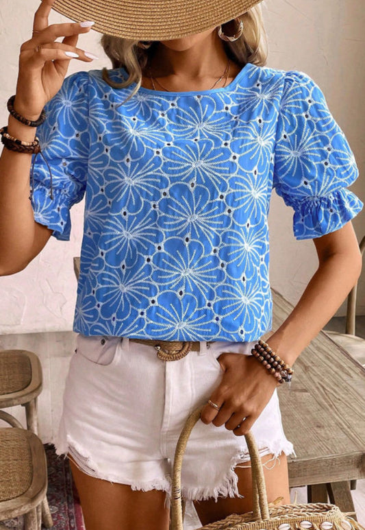 Blue flower embroidery top