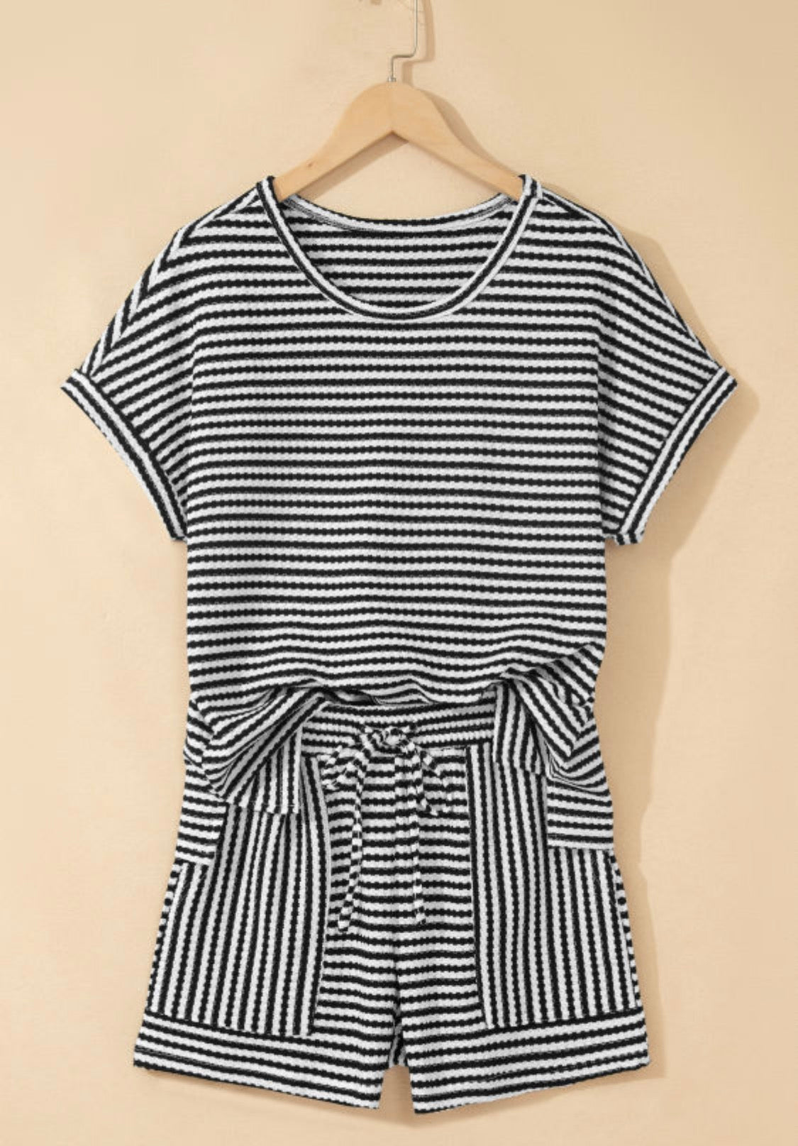 Black stripes short set