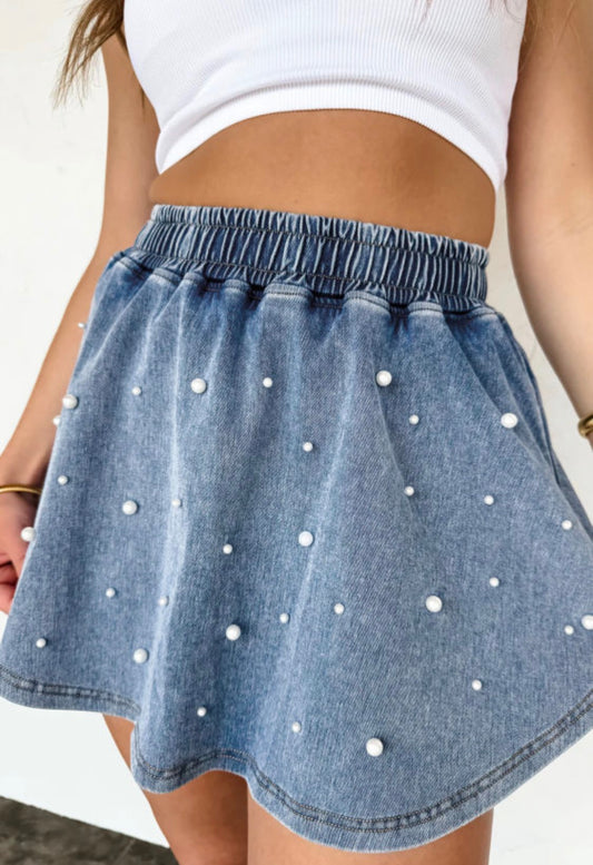 Denim pearls skort