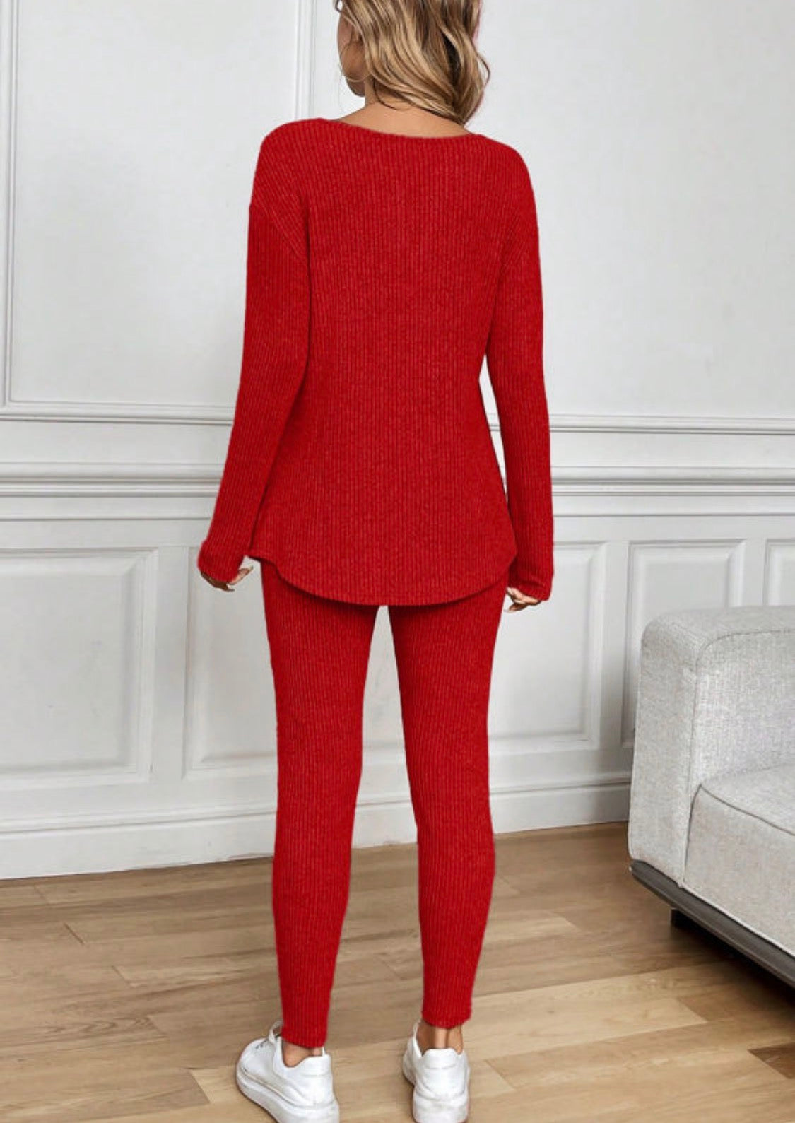 Red ribbed set