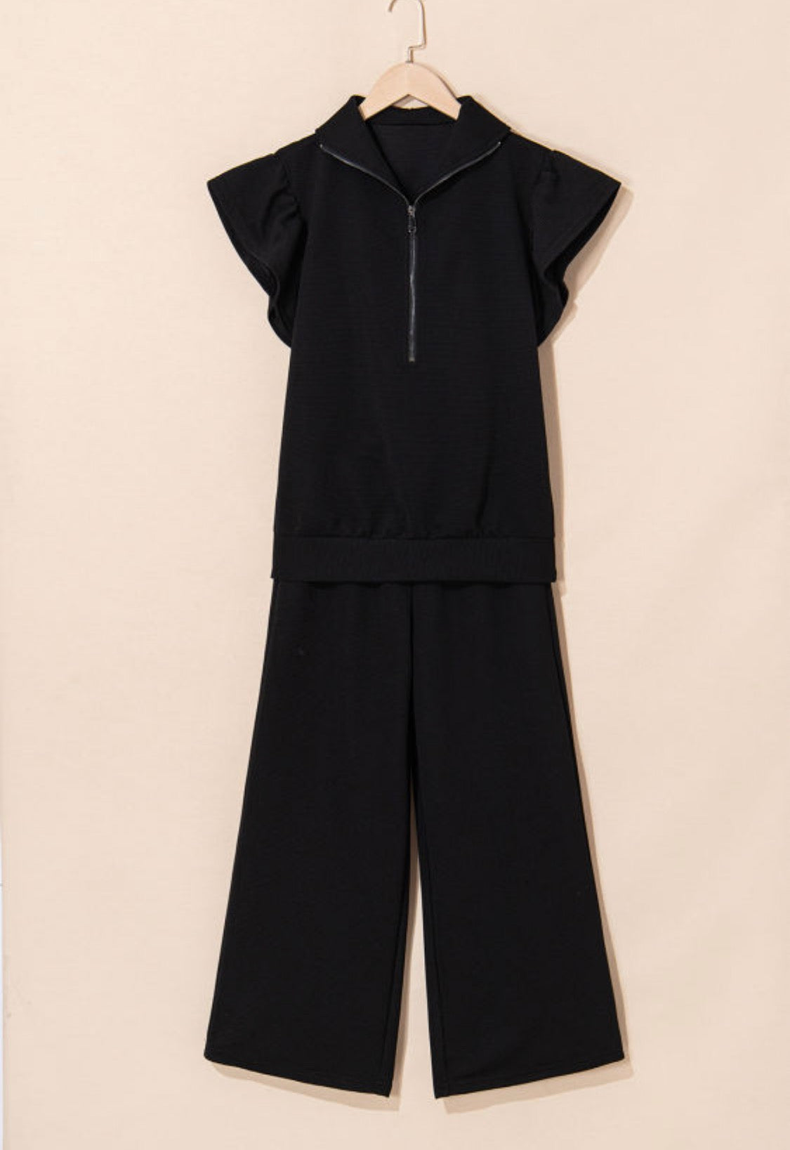 Black textured pant set