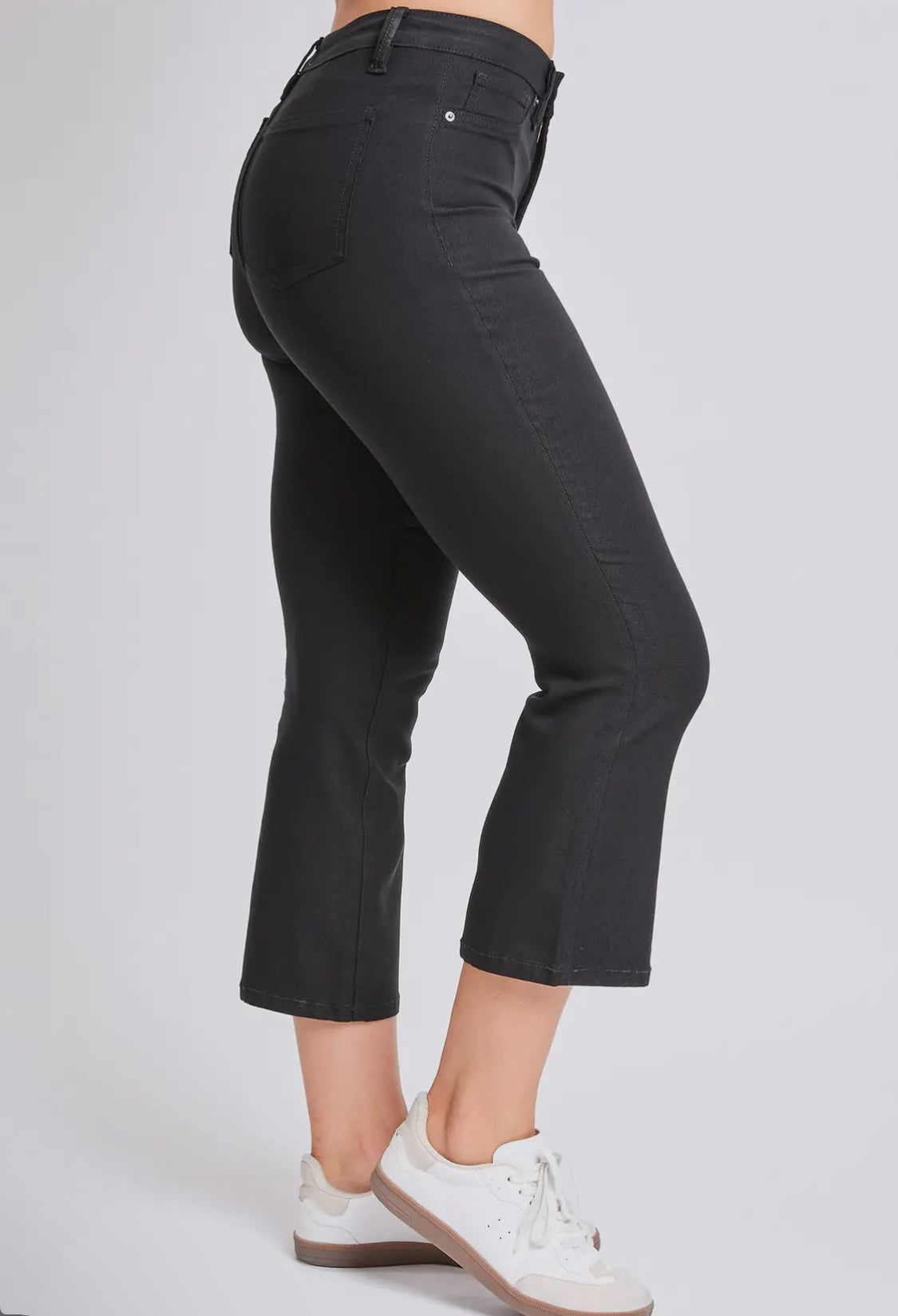 Black wide leg cropped pants