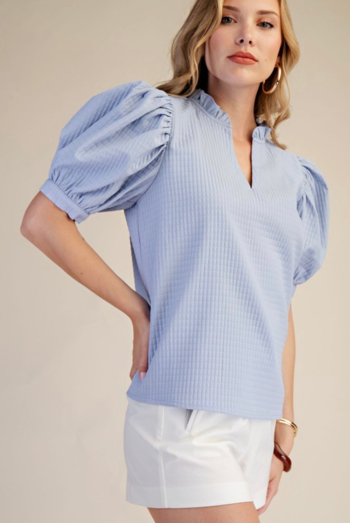 V neck puff sleeve top